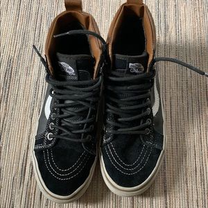 Teen/ Men’s Vans